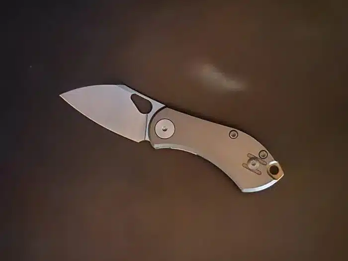 GiantMouse ACE Nibbler 2" Folder 20CV Satin Sheepfoot Titanium Handle