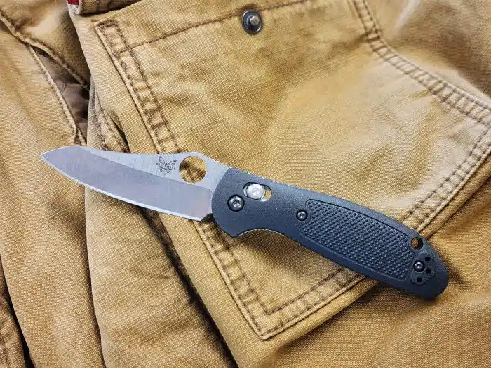 Benchmade Mini Griptilian AXIS Lock S30V