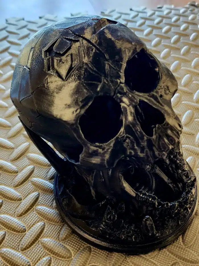 Heretic Knives Black 3D Printed Skull Stand - Image 2