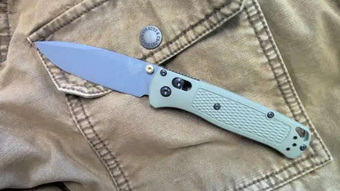 Benchmade Bugout 535GRY-1 AXIS Lock Knife Gray Drop Point S30V Ranger Green Grivory