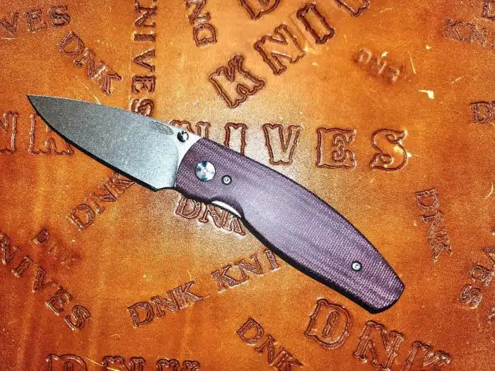 Three Rivers Manufacturing Neutron 2 Linerlock 3D Contoured Merlot Micarta Scales