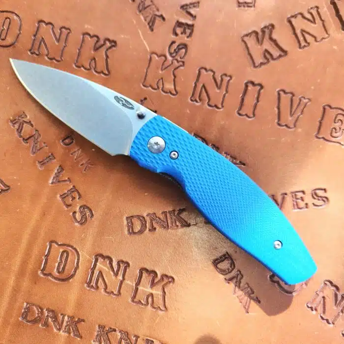 Three Rivers Manufacturing Neutron 2 Magnacut 3D Lizard Skin Royal Blue G10 Scales