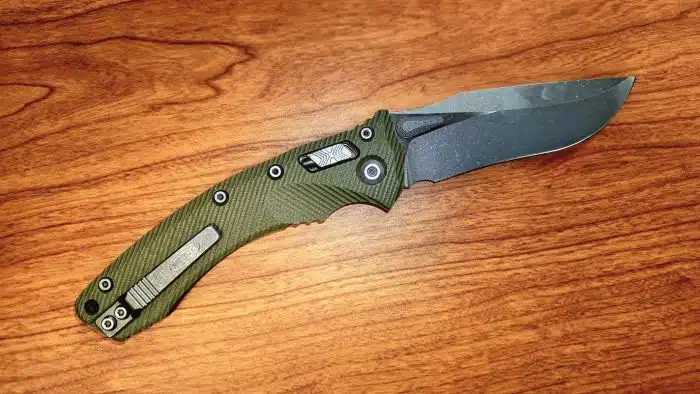 Microtech 137RL-10APFLGTOD Amphibian Apocalyptic Recurve Fluted OD Green G10 Ram-Lok - Image 2