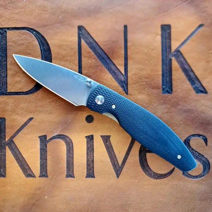 Three Rivers Manufacturing Atom Linerlock 3D Lizard Skin Jet Black G10 Scales Stonewashed 20CV