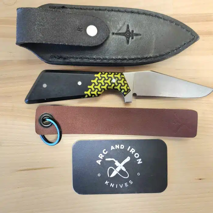 Preowned Arc and Iron Flux #1 AEB-L 3" Stainless Blade Paper/Resin Micarta G10 - Image 2