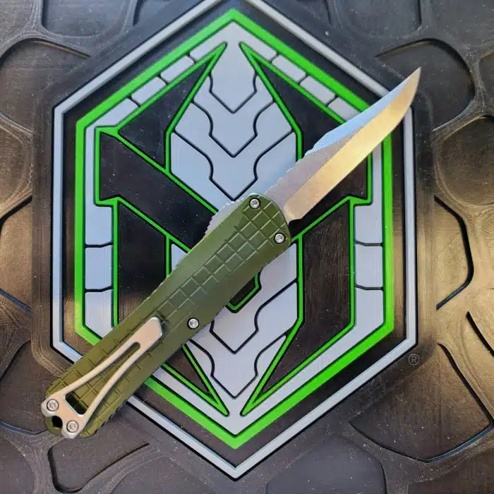 Heretic H026BF-2A-GRN Manticore E Stonewash Magnacut Bowie OD Green Aluminum Grenade Grip - Image 2