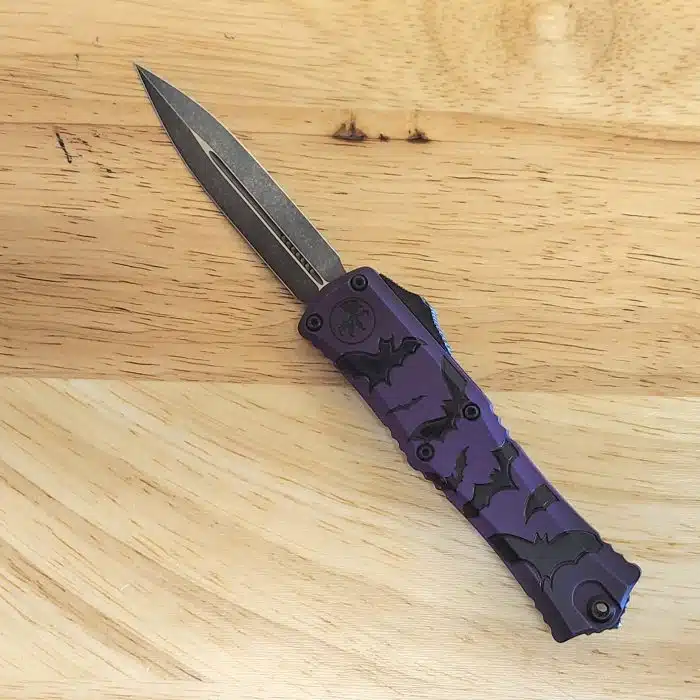 Microtech 1702M-1HWBAS Halloween Edition Signature Series Mini Hera Distressed D/E Purple Handle w/Black Bats