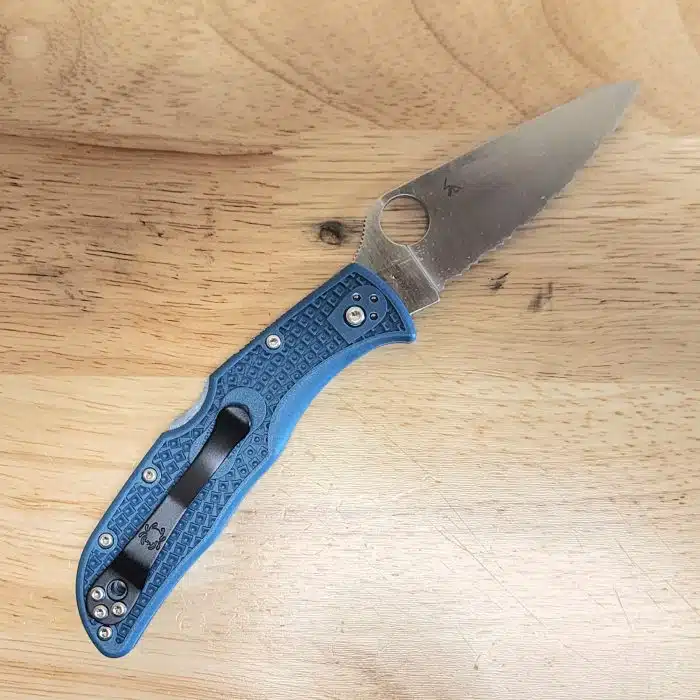 Spyderco Endela Lightweight C243FSK390 Blue FRN Lockback K390 Serrated Drop Point - Image 2