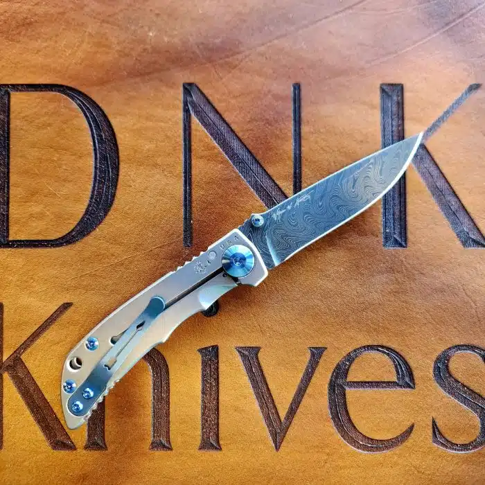 Spartan Blades Custom Harsey Folder Chad Nichols Damascus Satin Titanium Blue Ano Hardware SF10DMBL - Image 2