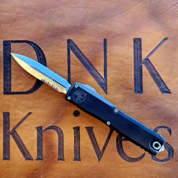 Microtech Ultratech ZBT 1122-11 OTF Stonewash Serrated M390MK Dagger Machined Black Aluminum