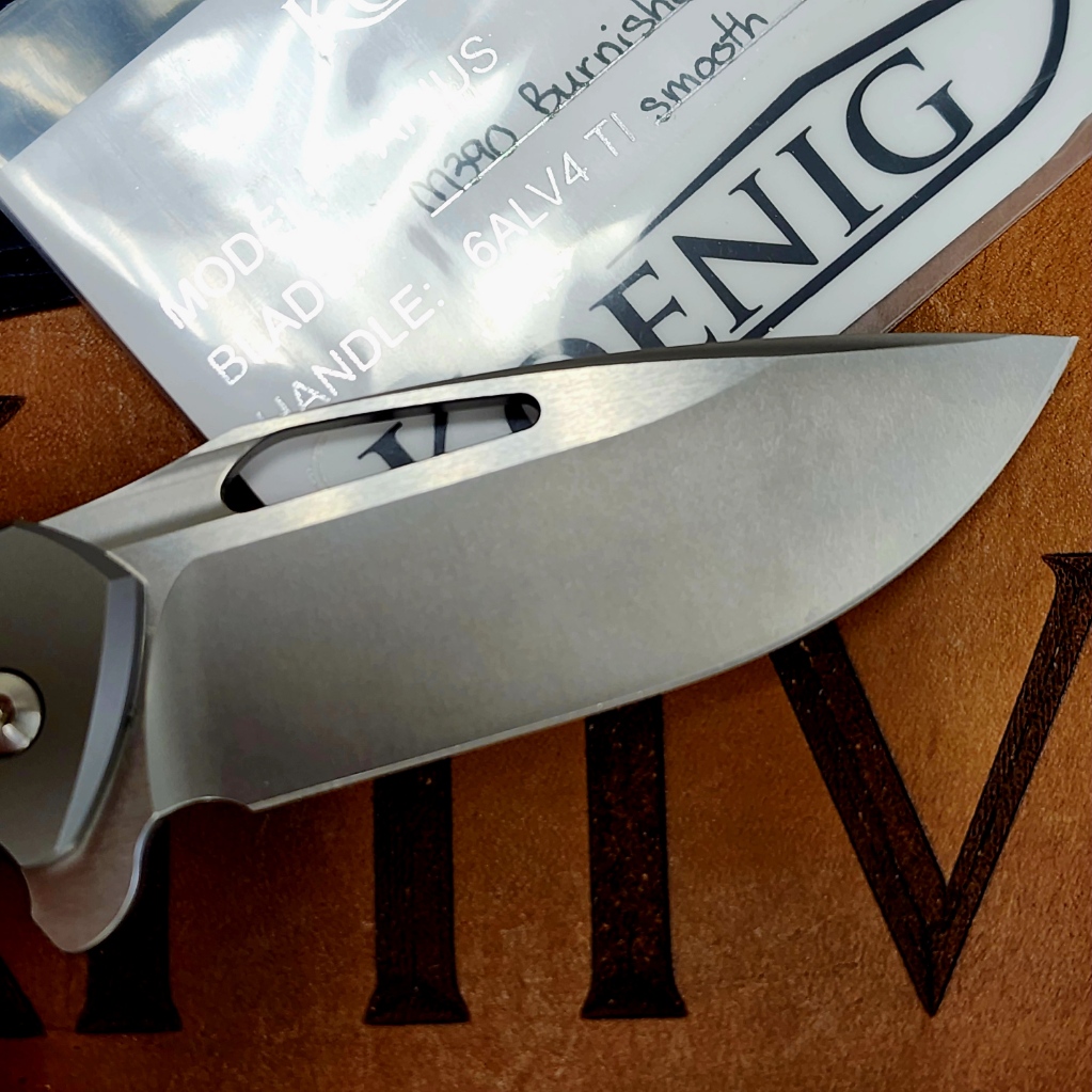 Koenig Arius Carbon Fiber/Titanium Flipper Preowned Koenig Arius Carbon Fiber/Titanium Flipper Preowned - Image 3