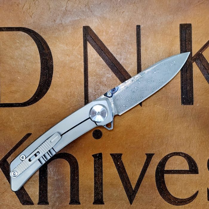 Dreamtech K610TCD Titanium/Carbon Fiber Frame Lock Damascus Drop Point Preowned - Image 2