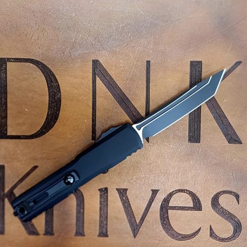 Microtech ZBP Ultratech 3 OTF 1123-1T Black Tanto Black Aluminum