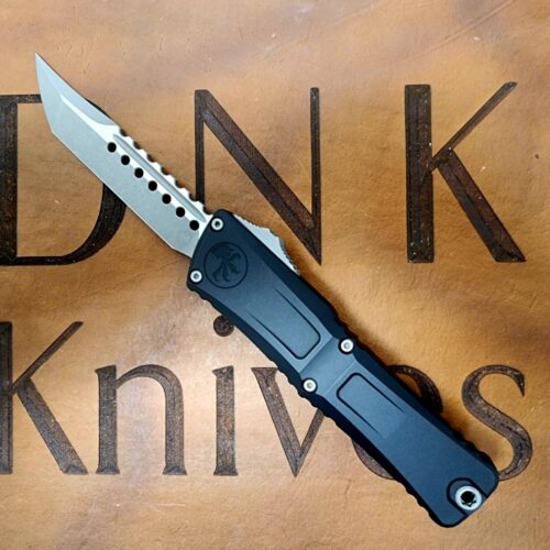 Microtech 1219-10APS Combat Troodon Hellhound Gen lll Apocalyptic M390MK Black Signature Series