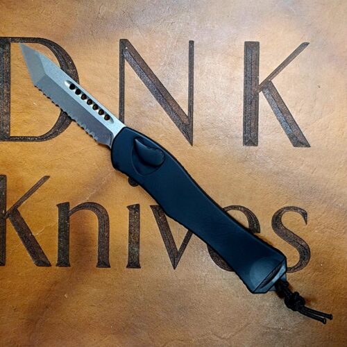 Heretic Hydra V4 H406-2C Tanto Stonewashed Magnacut Serrated Blade Black Frame S/A OTF