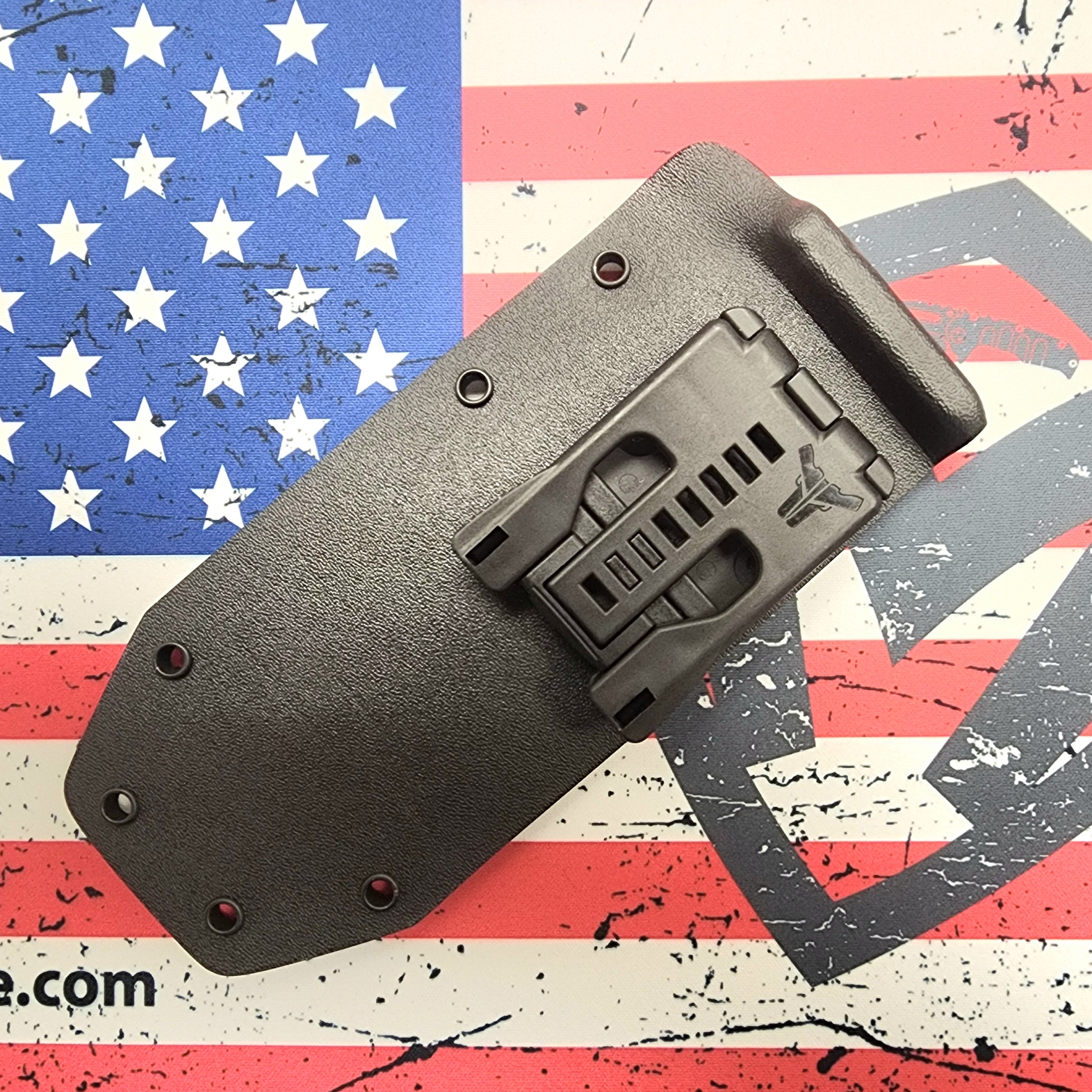 Medford USMC Raider DLC 3V Blade/Hilt Black G10 Black Kydex Sheath Medford USMC Raider DLC 3V Blade/Hilt Black G10 Black Kydex Sheath - Image 3