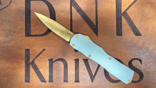 Kershaw Livewire 9000WGLD Beskar White Aluminum Gold Magnacut Spearpoint