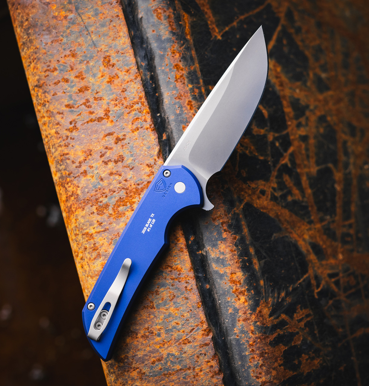 Pro-Tech/Ferrum Forge BLADE Show Texas 2026 Mordax BST26.Mordax.2 3.75″ CPM-20CV Blade Navy Aluminum Handles White Pearl Button Pro-Tech/Ferrum Forge BLADE Show Texas 2026 Mordax BST26.Mordax.2 3.75" CPM-20CV Blade Navy Aluminum Handles White Pearl Button - Image 3