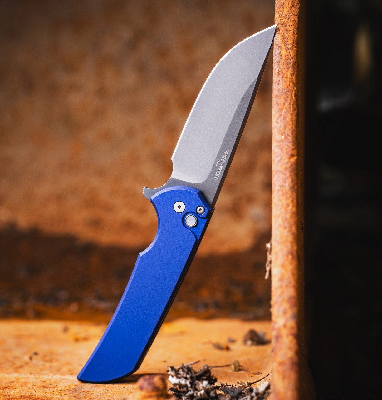Pro-Tech/Ferrum Forge BLADE Show Texas 2026 Mordax BST26.Mordax.2 3.75″ CPM-20CV Blade Navy Aluminum Handles White Pearl Button Pro-Tech/Ferrum Forge BLADE Show Texas 2026 Mordax BST26.Mordax.2 3.75" CPM-20CV Blade Navy Aluminum Handles White Pearl Button