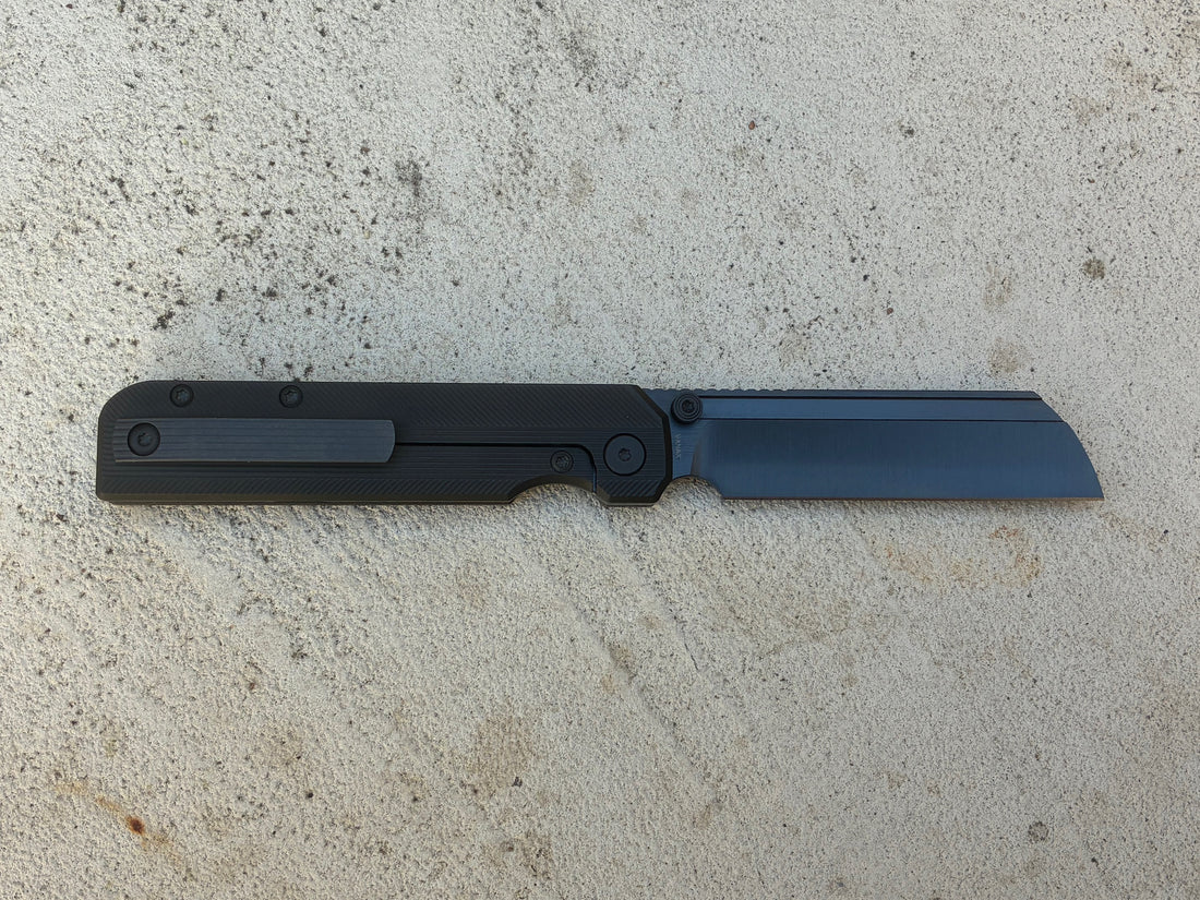 Knife Standards The RR Station ‘Stonemilled Blackout’ DLC MagnaCut Blade steel DLC Titanium Handles Knife Standards The RR Station 'Stonemilled Blackout' DLC MagnaCut Blade steel DLC Titanium Handles - Image 2