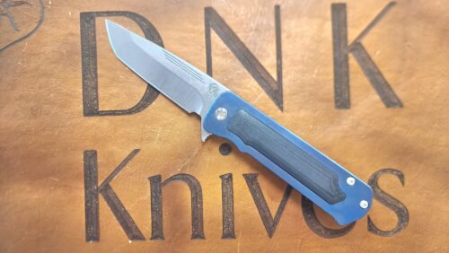 Medford TFF-4 Tumbled Tanto S35VN Tumbled Blue Titanium w/Black G10 Insert
