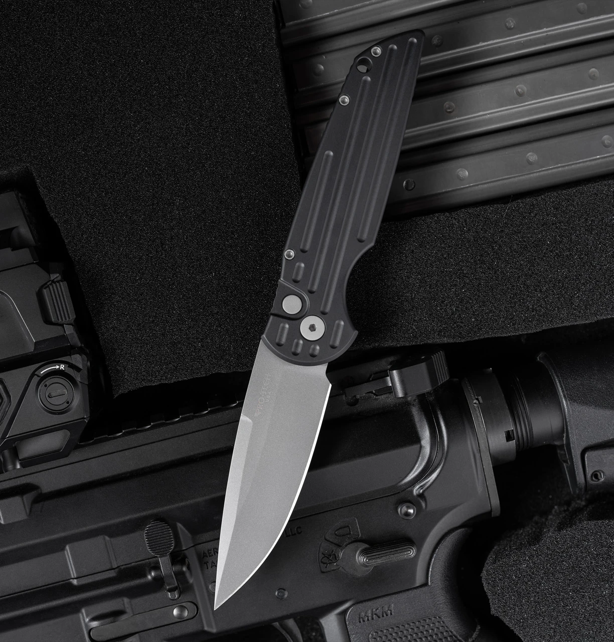 Protech TR-3 Auto Black Handle w/Grooves Bead Blasted 154CM Clip Point Protech TR-3 Auto Black Handle w/Grooves Bead Blasted 154CM Clip Point