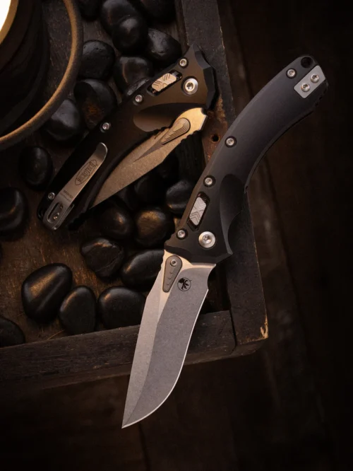 Microtech 137MRL-10 Mini Amphibian RAM-LOK, Black Aluminum Handle & Stonewashed M390MK Blade