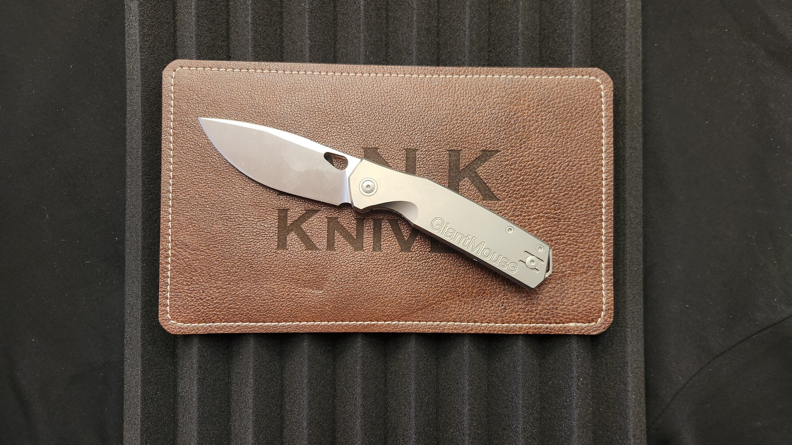 Giant Mouse ACE Zoobie Folding Knife Titanium Satin Elmax Giant Mouse ACE Zoobie Folding Knife Titanium Satin Elmax