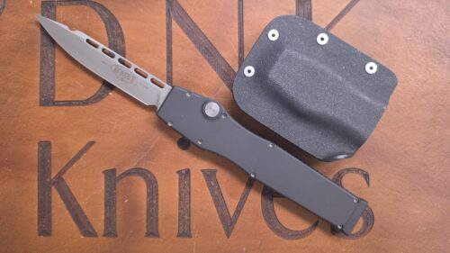 Microtech Halo 2 10/2002 154-CM Single Edge w/Holster Preowned