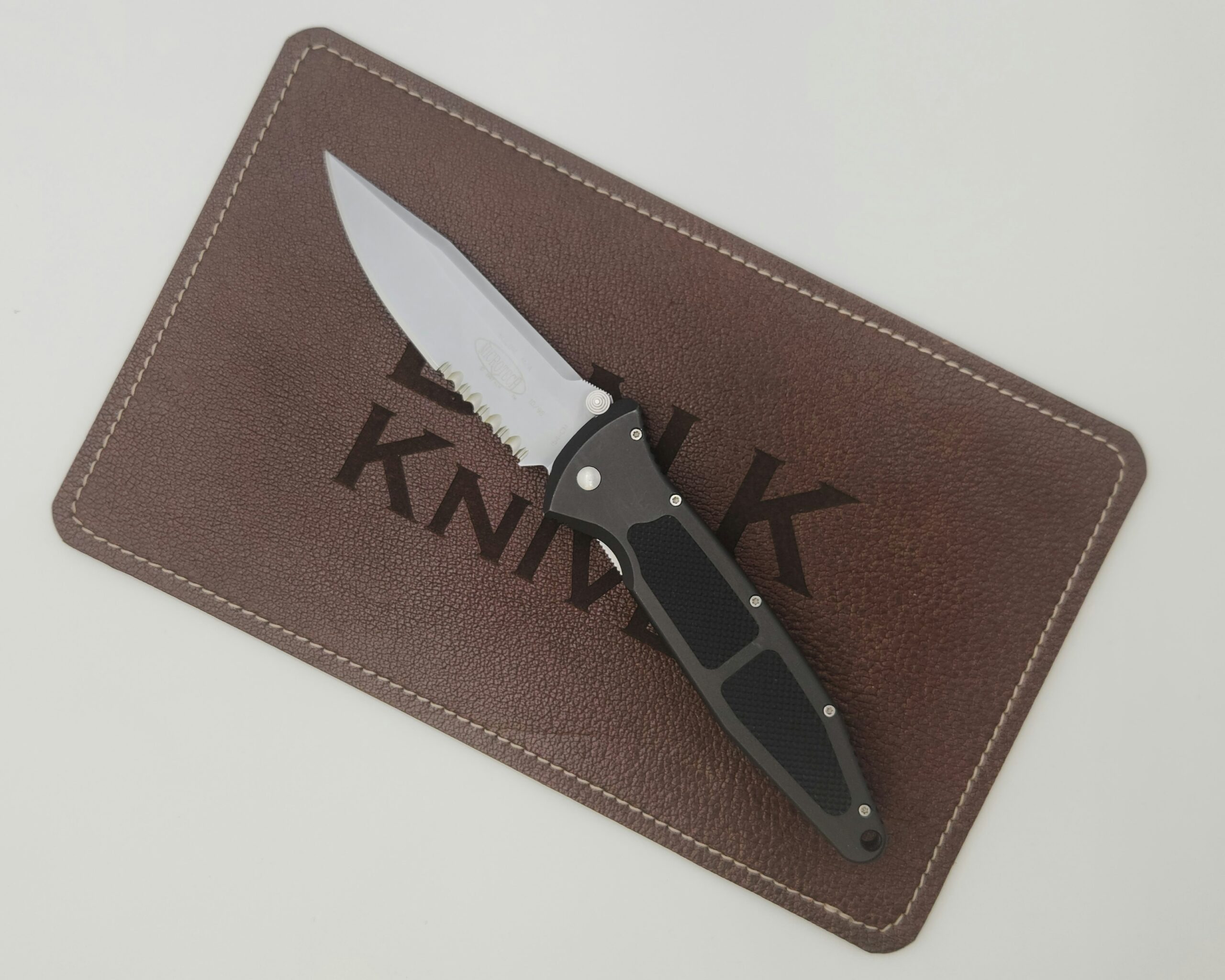 Microtech SOCOM M/A 10/98 Pre-Owned Knife — Includes Box & Papers Microtech SOCOM M/A 10/98 Pre-Owned Knife — Includes Box & Papers