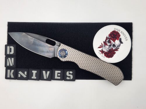 Kunwu × MC Knife Excalibur Reverse Tux Folding Knife – VANAX Satin DLC Blade, Beadblasted Titanium Handle – Pre-Owned