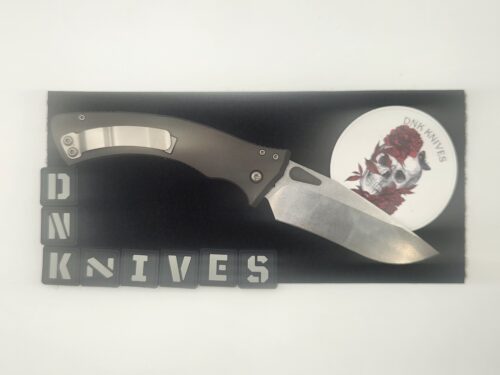 Microtech Vintage Amphibian Folding Knife – Stonewashed 154CM Blade, Original Box & Sheath – Pre-Owned