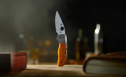 Spyderco Native 5 50th Anniversary C41BA50TH Sprint Run Lockback Folding Knife, CPM S90V Blade & Amber Bone Handle with Mosaic Damascus Bolsters